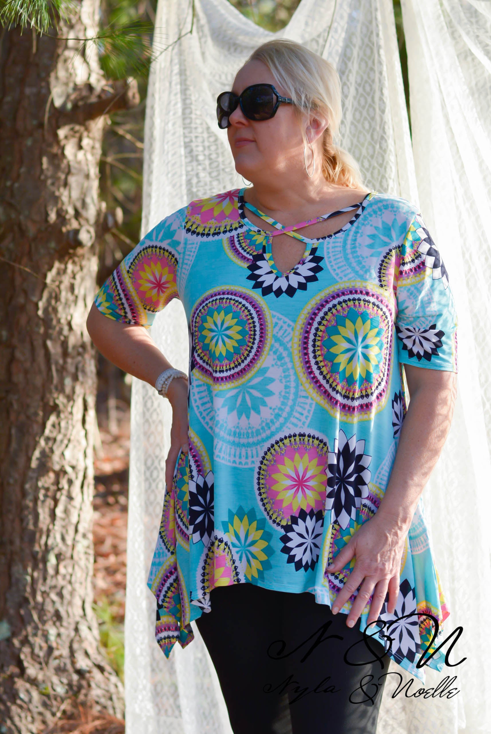 ELANA - Plus Size Tunic with Decorative Neckline