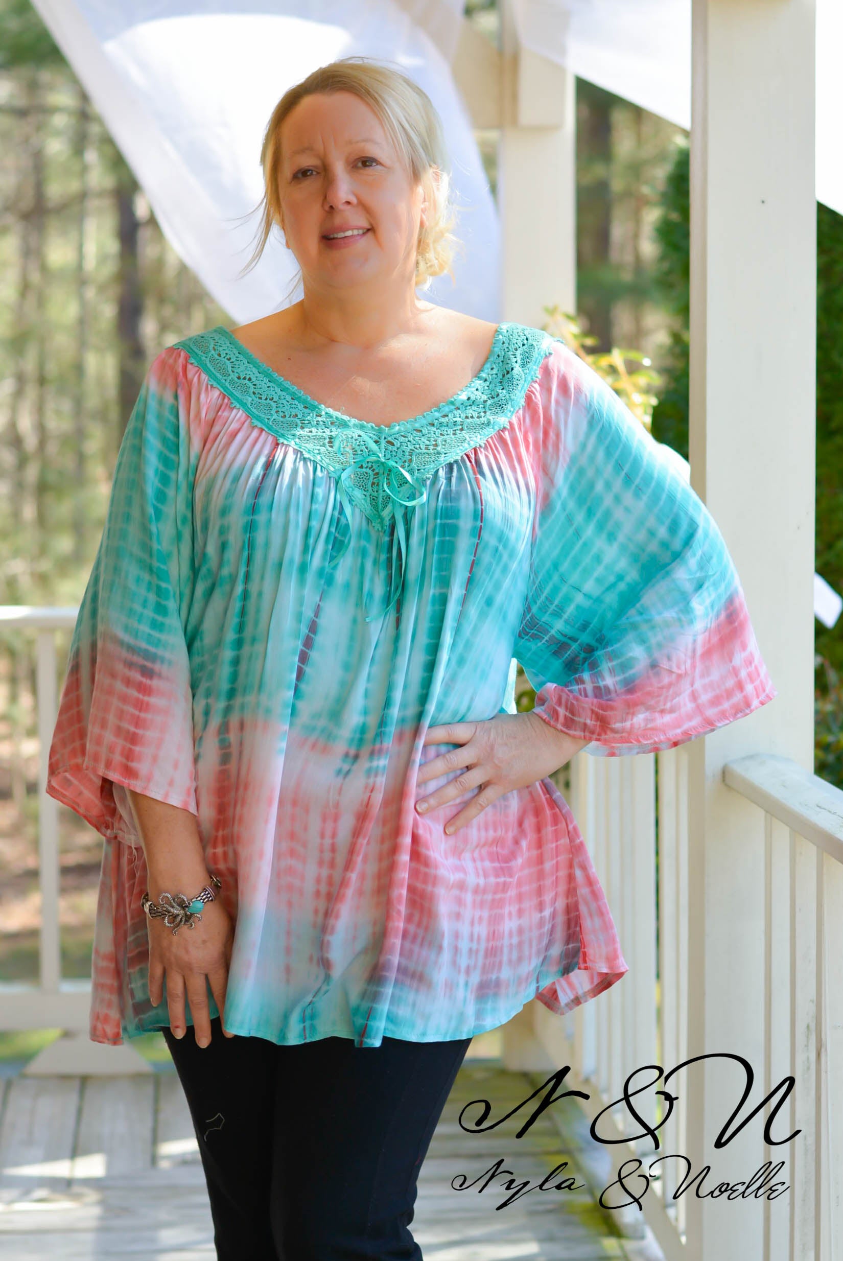 HAVANA - Boho Cut Lace Accented Tie Dye Top
