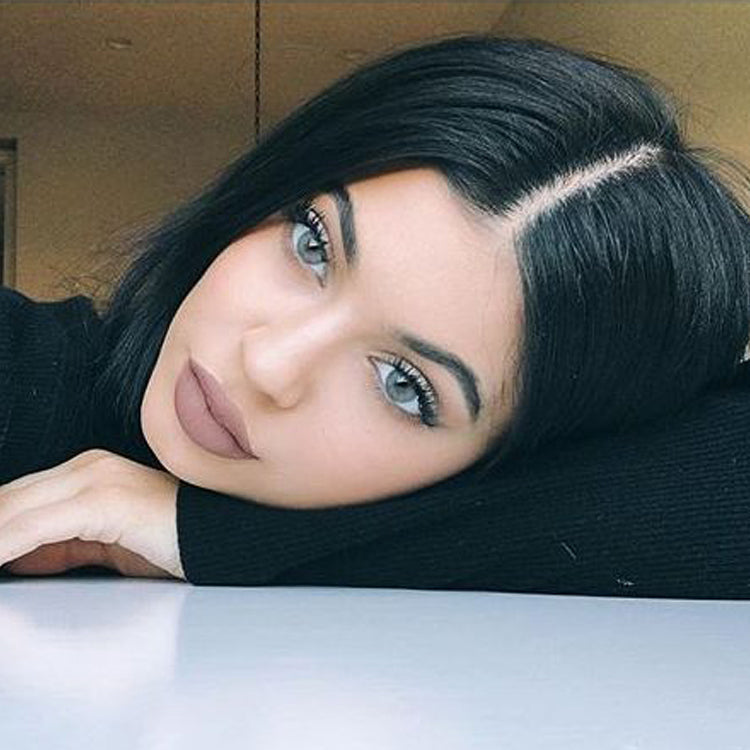 kylie jenner blue eyes Solotica