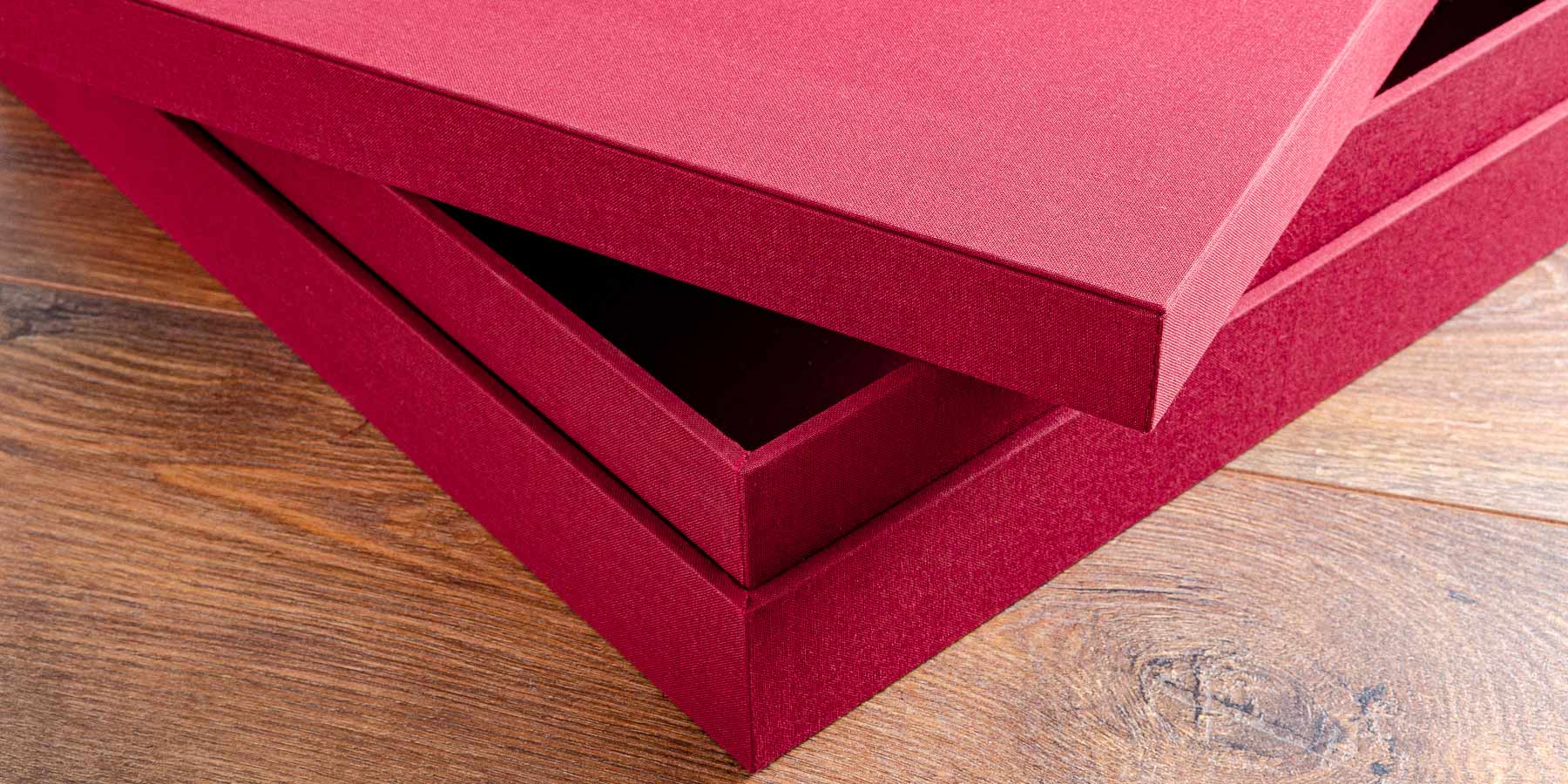 the attention to detail and strength that goes into making a custom presentation or keepsake box
