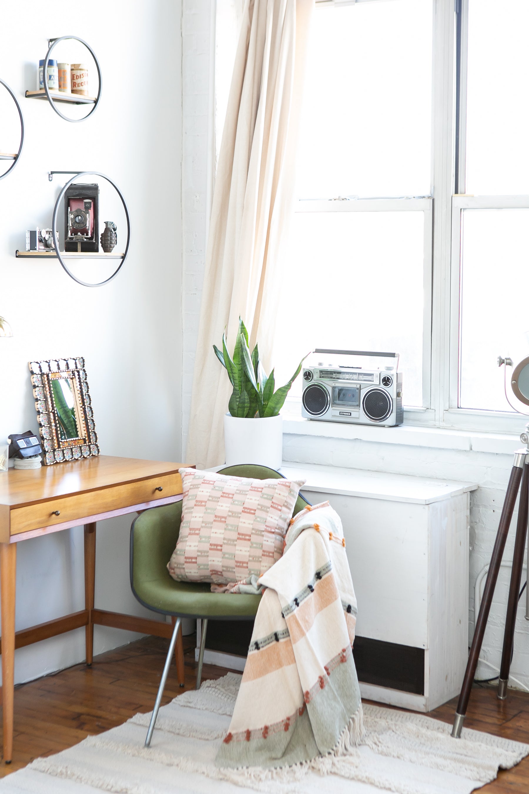 How to Create a Workspace at Home - Design School Sunday