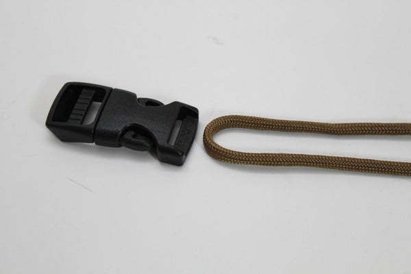 ENGRAVED PARACORD CLIP - Logo Products for Camps