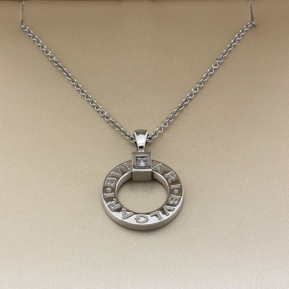 bvlgari necklaces and pendants