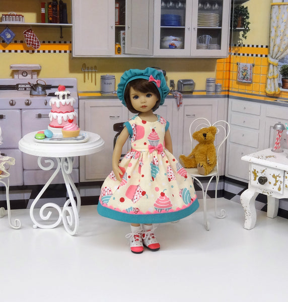 cupcake dress doll