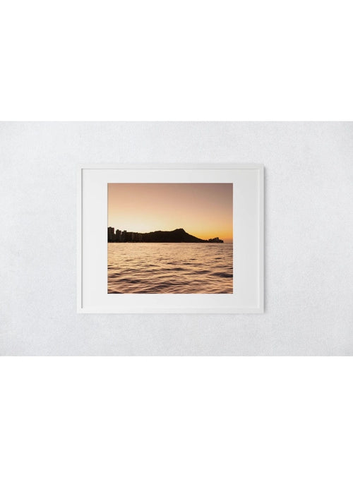 Butterfly in the Wind Home Sunrise Silhouettes Art Print (8 x 10) sungkyulgapa