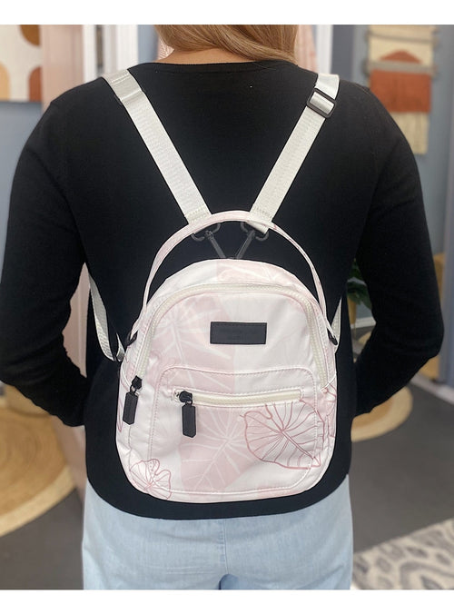 Ocean's End Handbag Mini Backpack in Kalo Ocean's End Mini Backpack in Kalo | sungkyulgapa sungkyulgapa