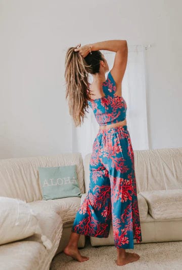 Pohaku Hawaii pants Kona Slit Capri in Koa Kalea Women's High-Low Dress| Dresses | sungkyulgapa sungkyulgapa