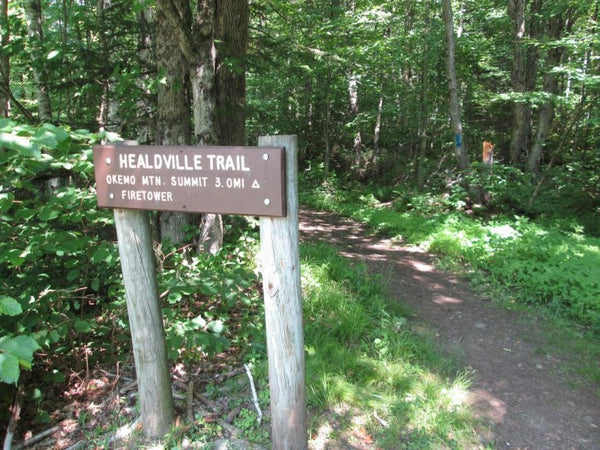 Healdville Trail Sign