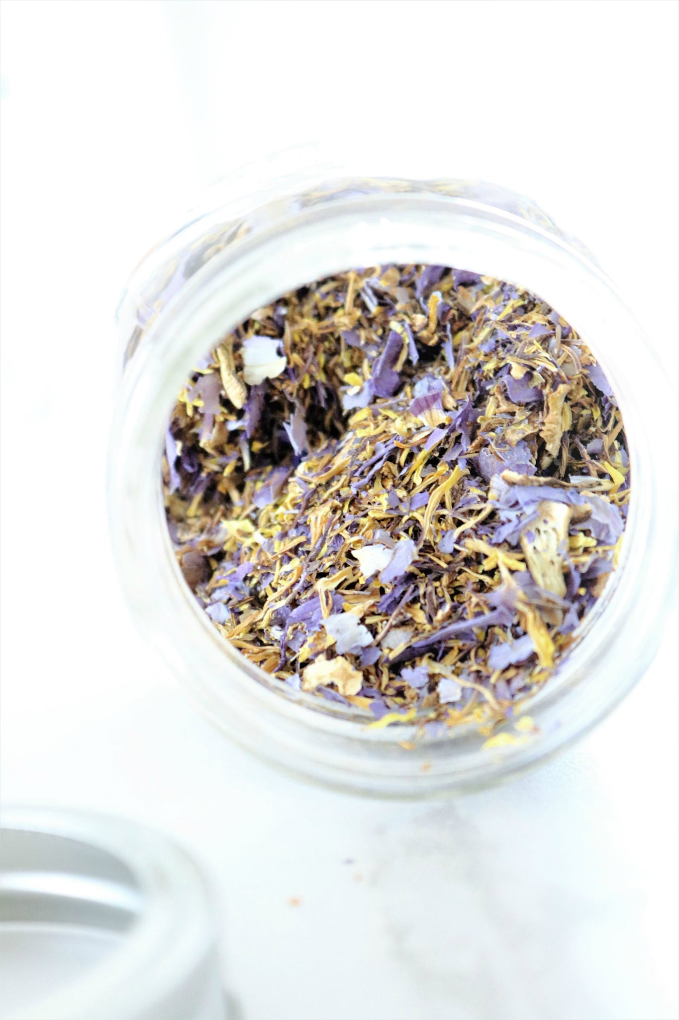 www.foreverdolledup.net  DIY bath salts 