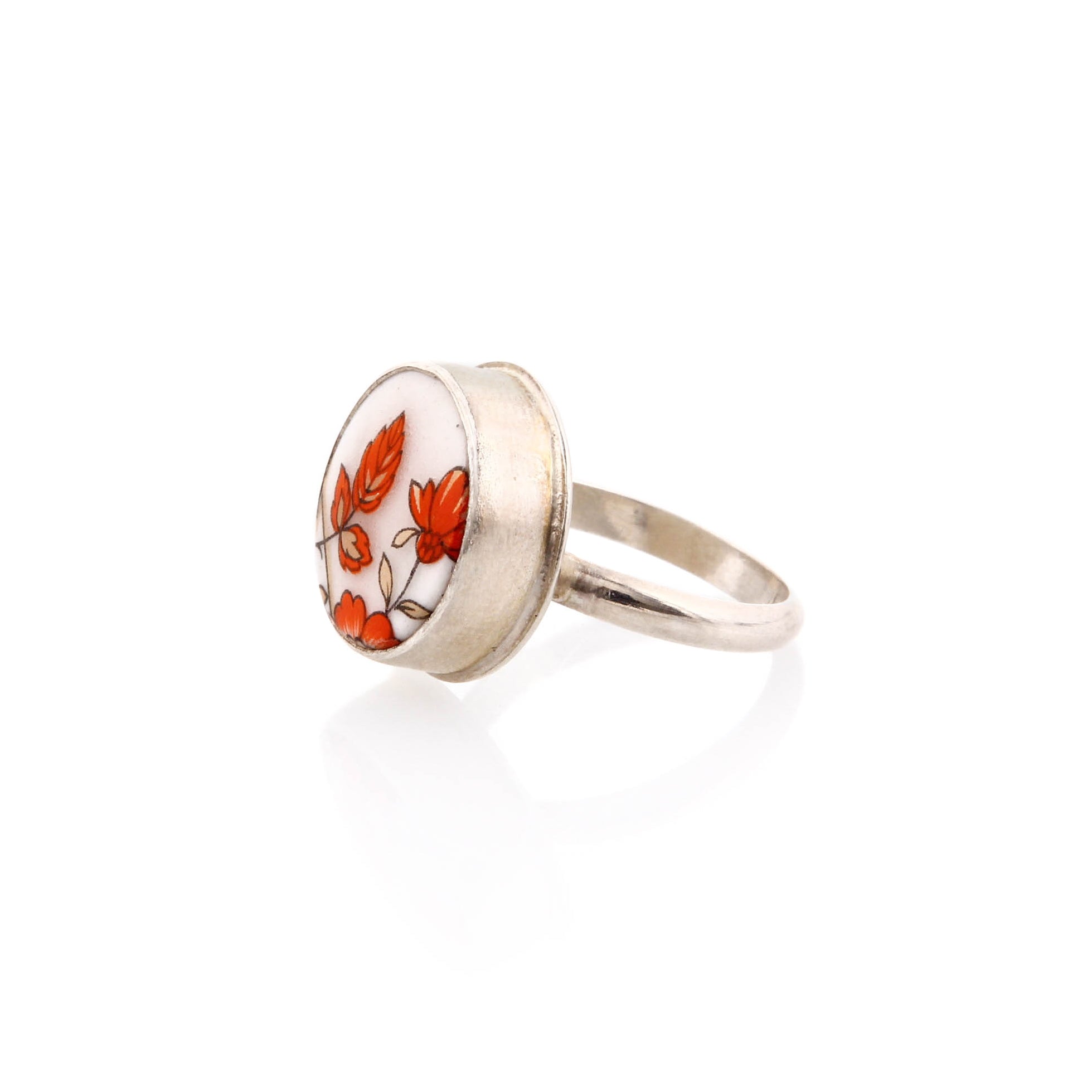 Melanie Sherman, Red Flower on White Porcelain Ring, Size 6