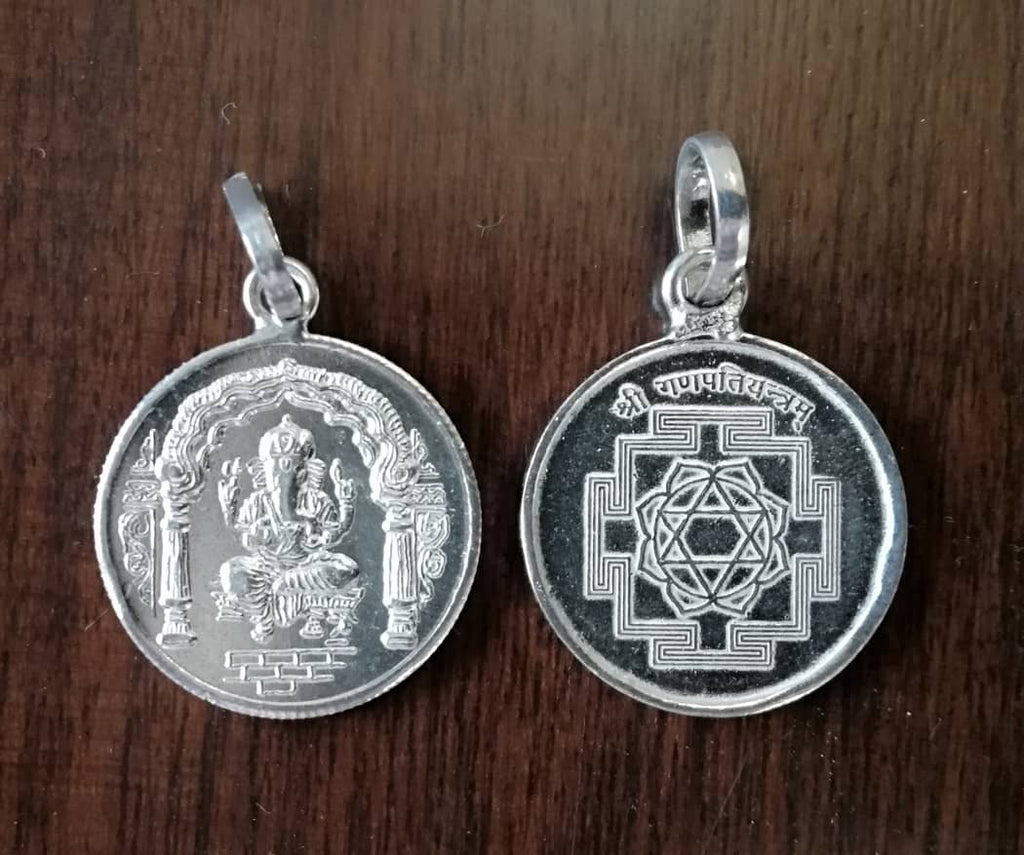 Ganesh Yantra Silver locket pendant 