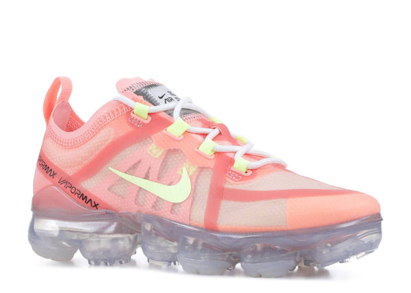 pink and cream vapormax