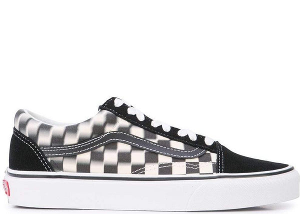 vans blurred checkered