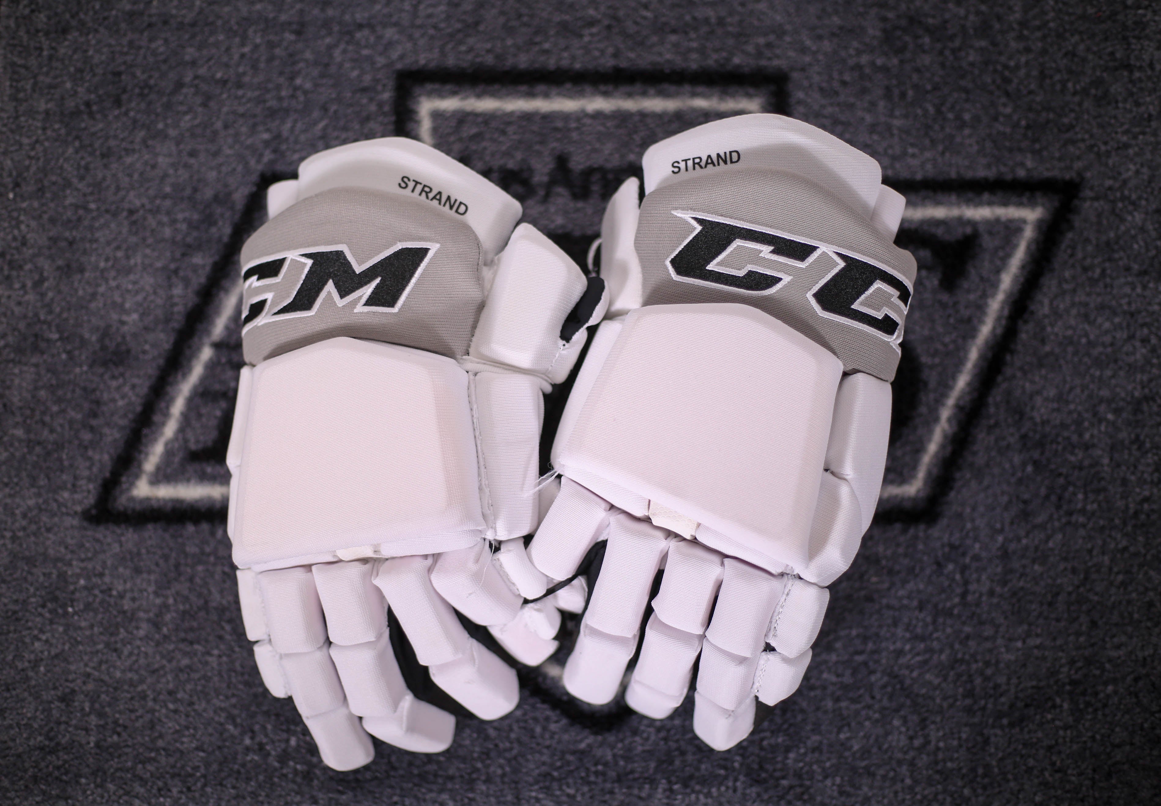 Austin Strand Game-Used White Alternate Gloves
