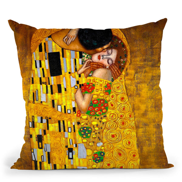Classic The Kiss Throw Pillow By Gustav Klimt