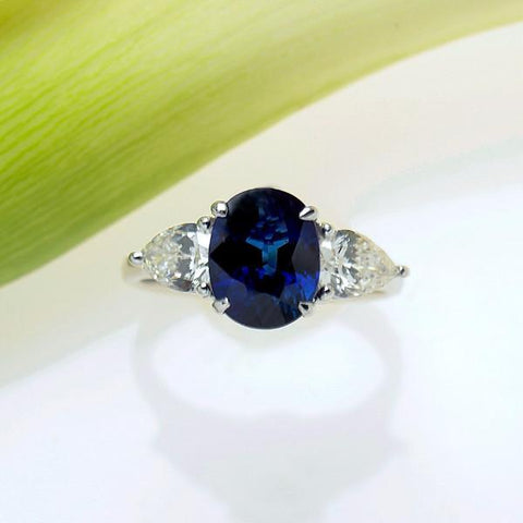 sapphire diamond 3 stone engagement ring