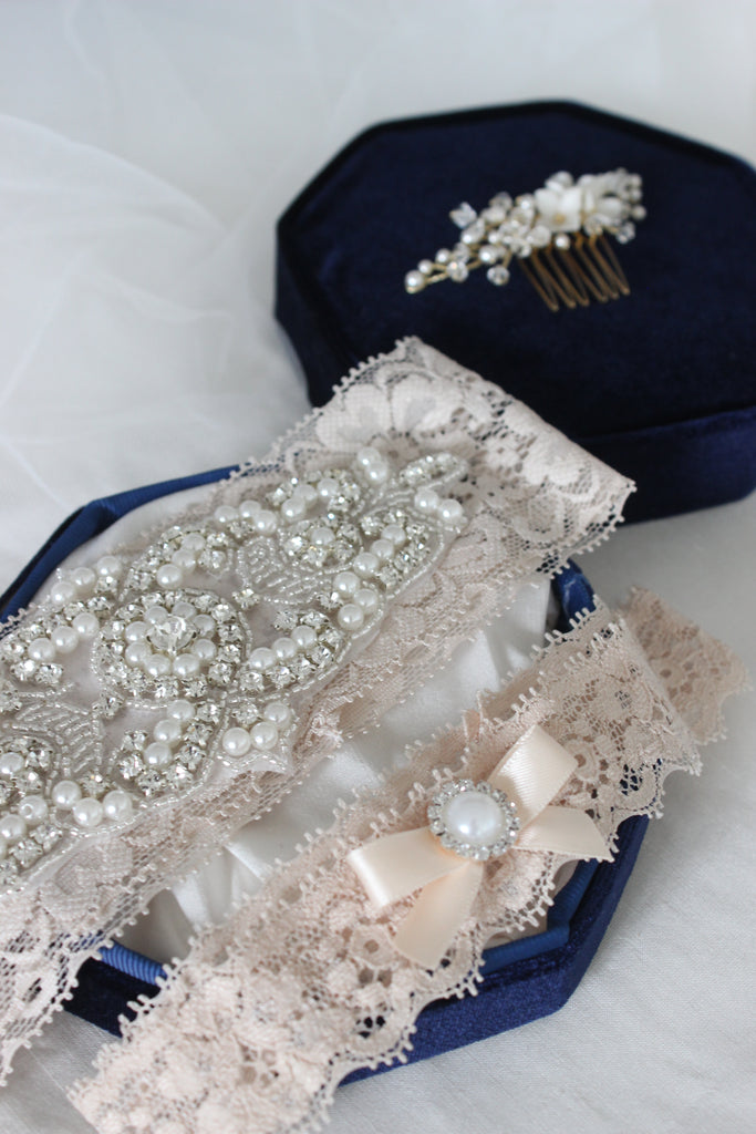 champagne lace wedding garters,bridal garters with crystals,crystal wedding garters,champagne underlay wedding dress,champagne lace garter,vintage garter,garter with pearls,custom made garter