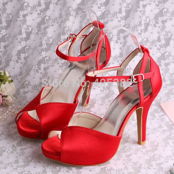 red heels size 6