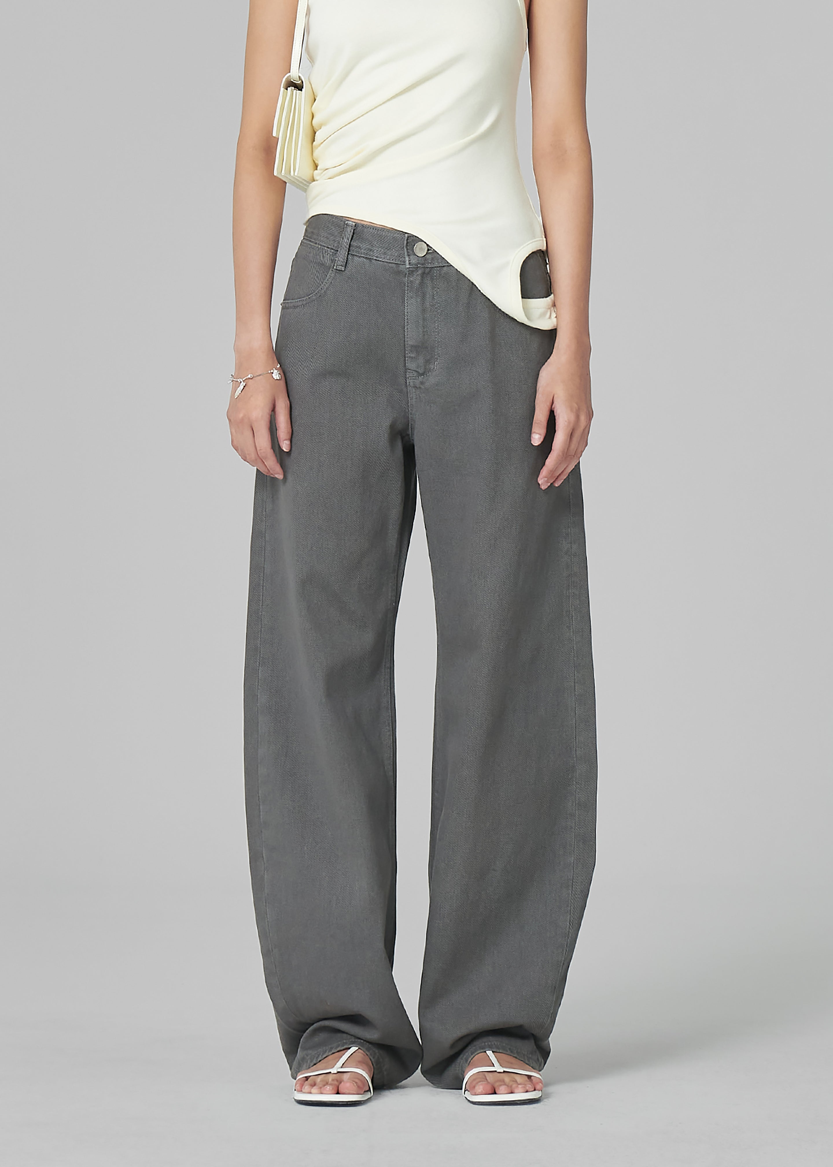 Low Wide Cocoon Fit Jeans - Grey Frankie