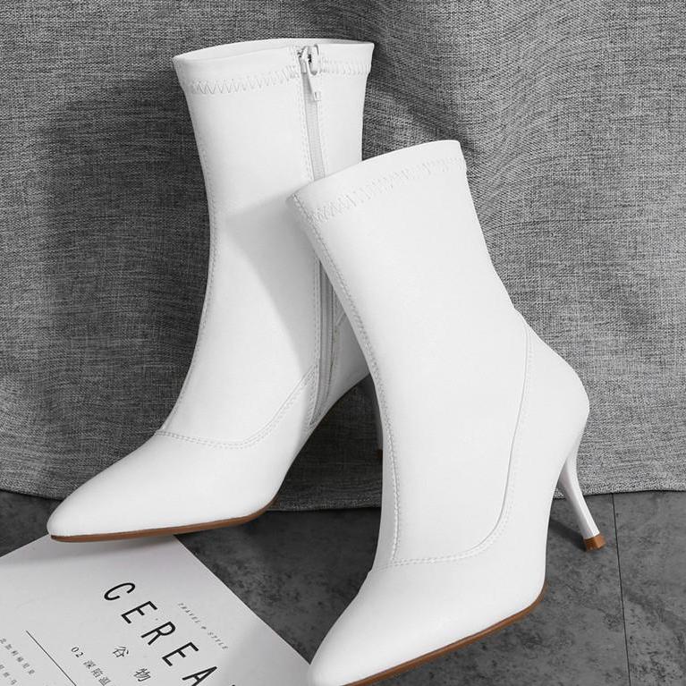 womens white boots