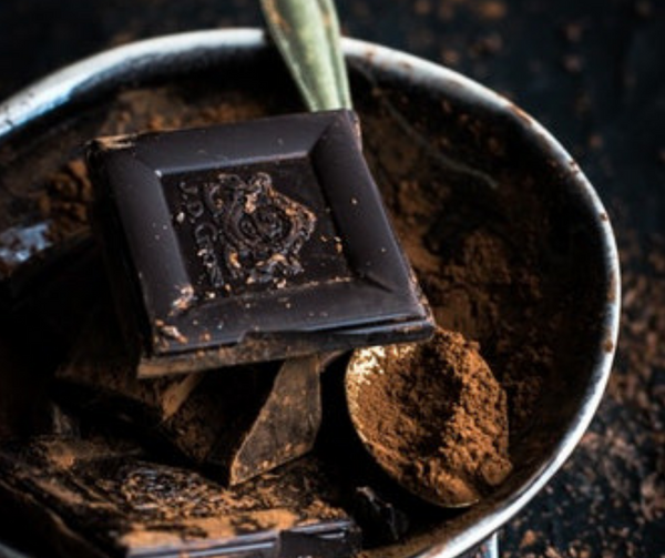 The anxiety & mood boosting benefits of raw cacao