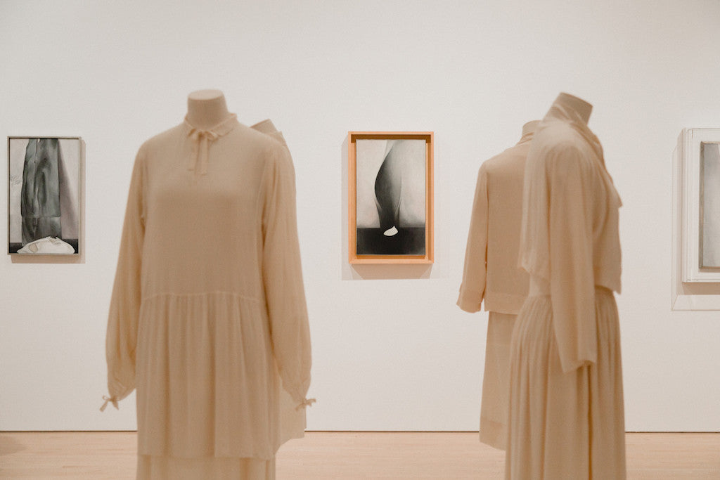 Image of mannequin torsos in Georgia O’Keefe: Living Modern exhibition curated by Lisa Small.