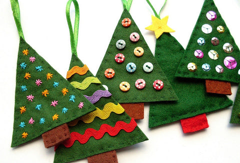 felt christmas trees