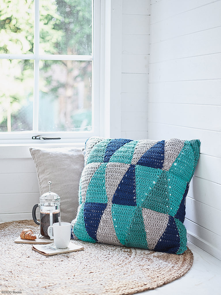 Modern Crocheted Blankets, Throws & Cushions