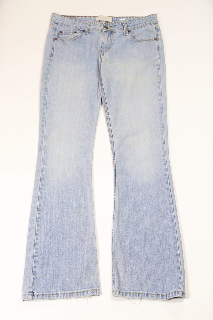 levi's low rise bootcut