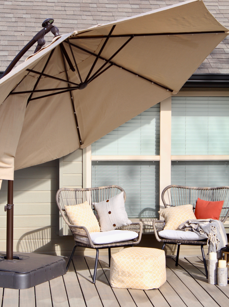 Patio Deck Mackeover featuring Hampton Bay patio Umbrella