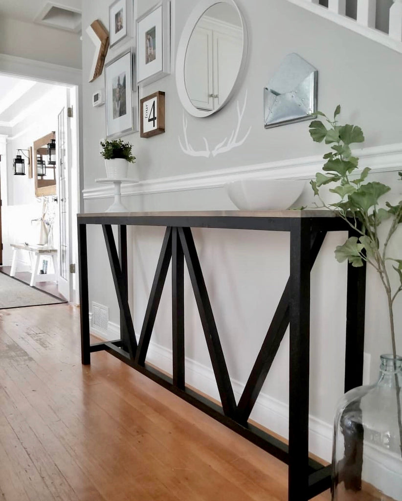 Farmhouse V Console Table