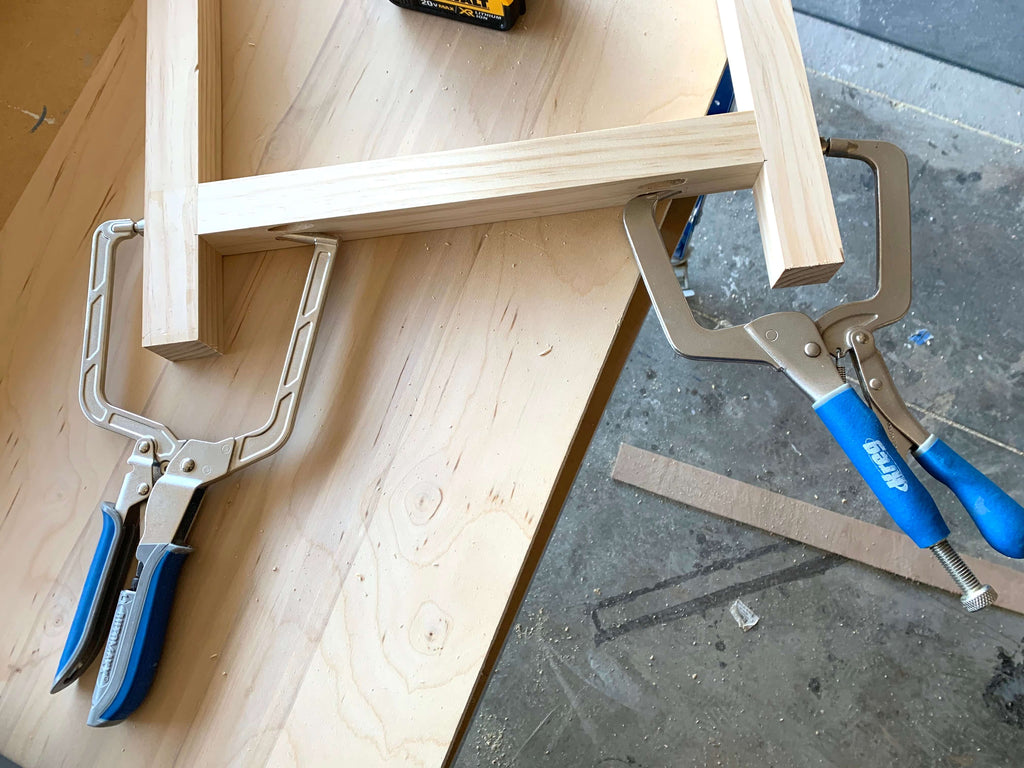 Kreg Right angle clamps joining 2x2 boards together