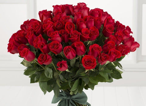 99 gorgeous red roses