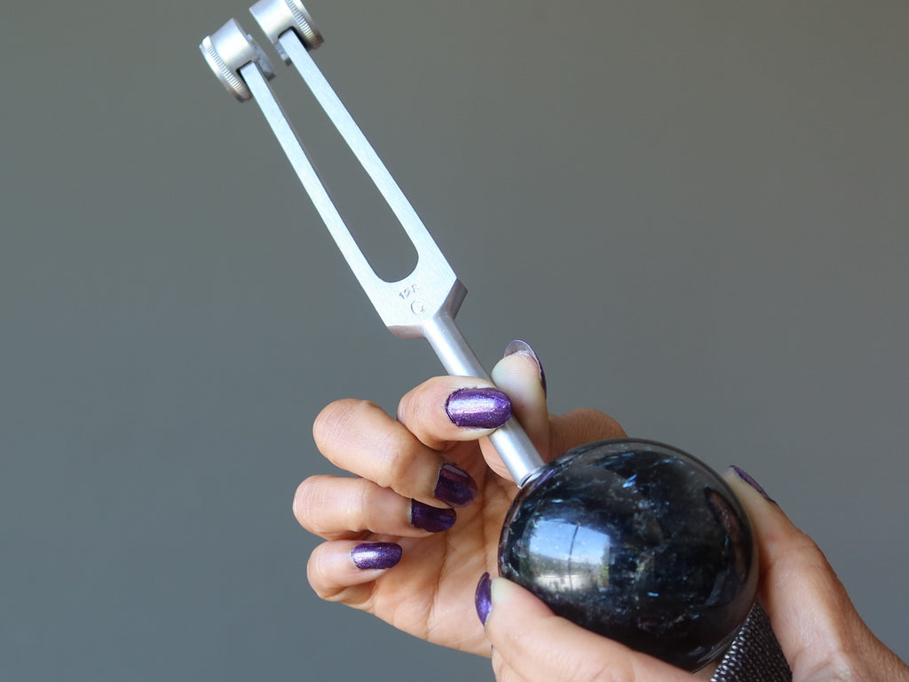 tuning fork on an arfvedsonite sphere