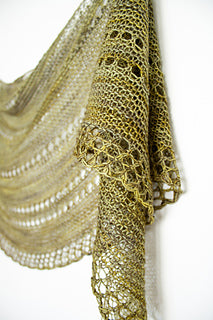 Parasol knitted shawl pattern by Ravelry designer Janina Kallio of Woolenberry
