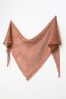 Summer Sky knitted shawl pattern by Ravelry designer Janina Kallio of Woolenberry