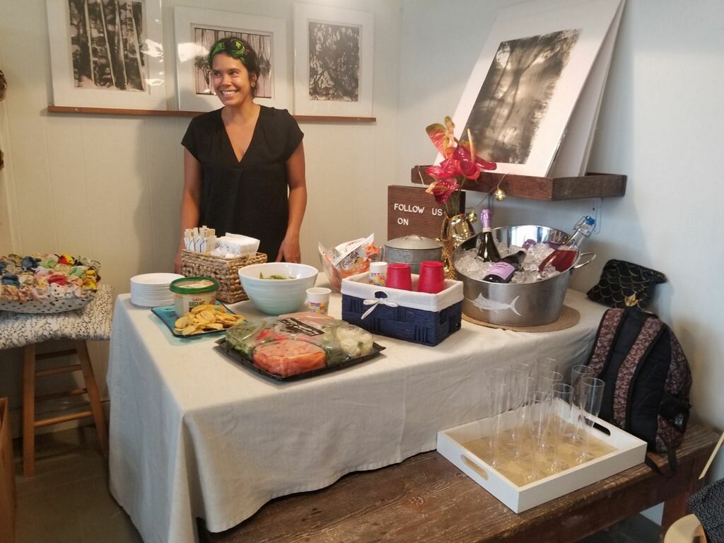 Pūpū and drinks on offer at Gyotaku Hilo event