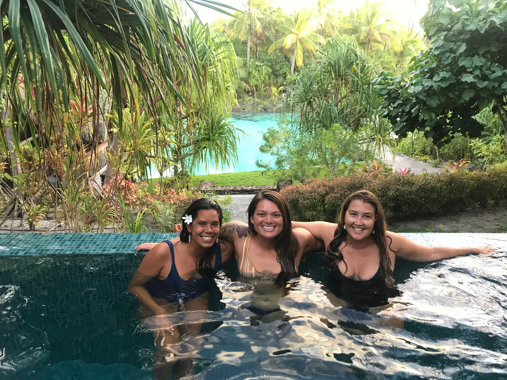 Girls in the hot tub bora bora four seasons