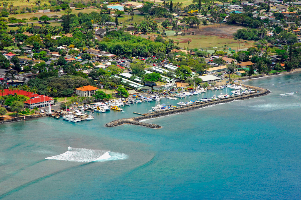 Lahaina Harbor image via marinas.com