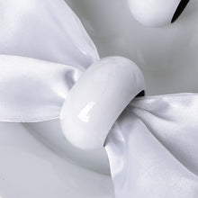 4 Pack White Acrylic Napkin Rings#whtbkgd