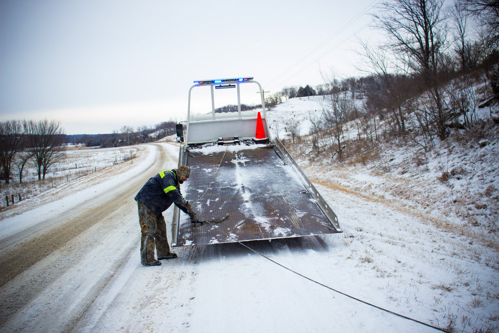 Setting up the recovery of the truck.