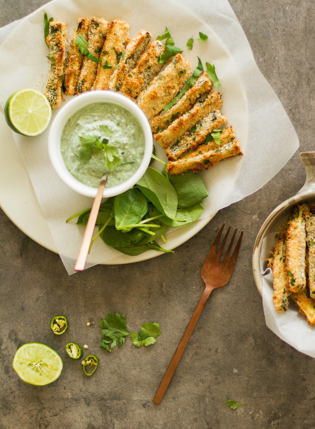 baked zucchini fries recipe with spinach, herb and onion superdip