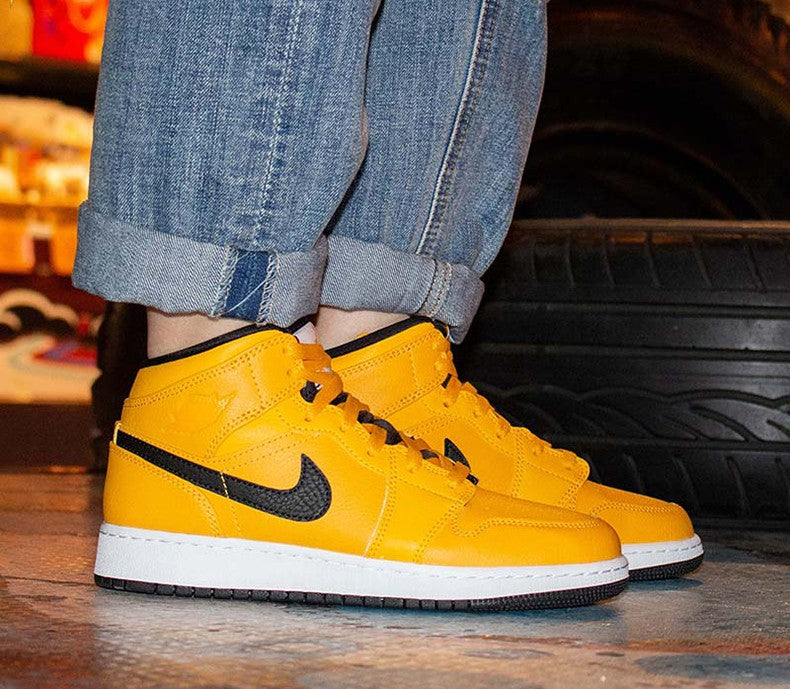 air jordan 1 mid yellow taxi