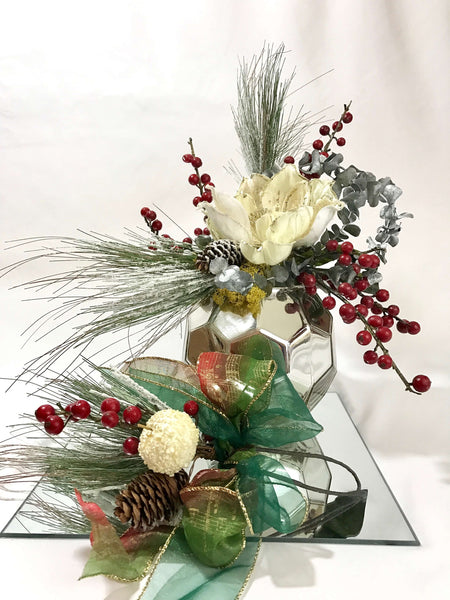 unique christmas floral arrangements