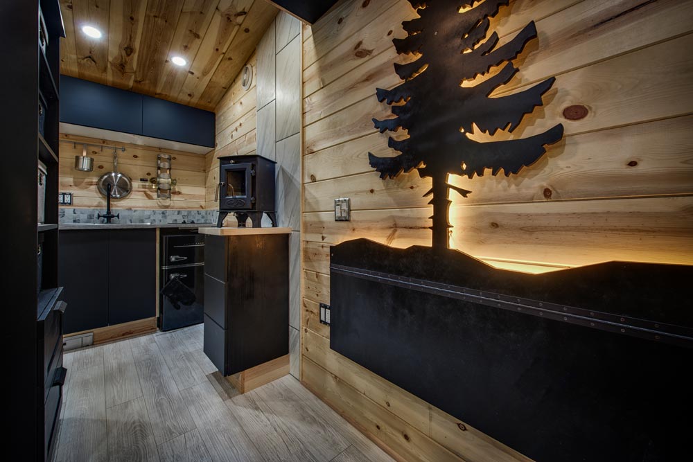 90-sqft "Acorn" Tiny House on Wheels by Backcountry Tiny Homes