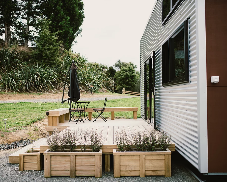 The 23.6’ “Boomer” Tiny House on Wheels by BuildTiny