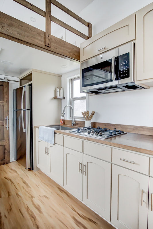 The 24’ “Pearl” Tiny House on Wheels by Modern Tiny Living