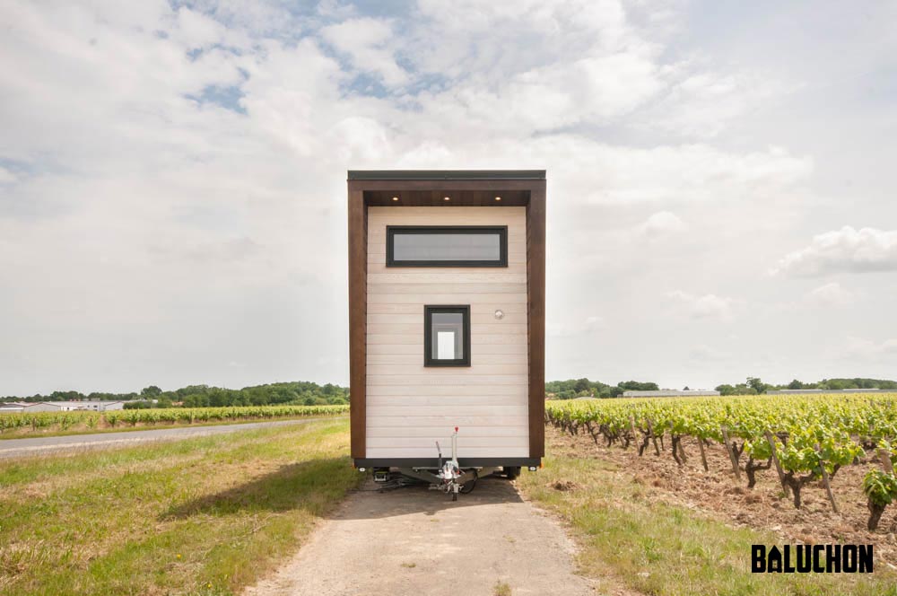 23' "Intrépide" Tiny House on Wheels by Tiny House Baluchon