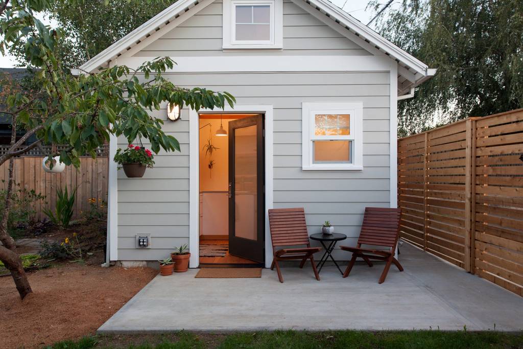 Bright, Airy Tiny House in Portland, Oregon for rent on Airbnb