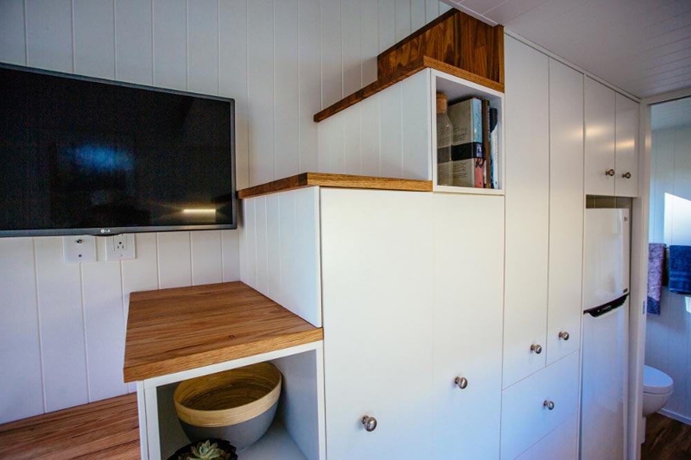 The 20’ Graduate Series 6000DL Tiny House by Designer Eco Homes